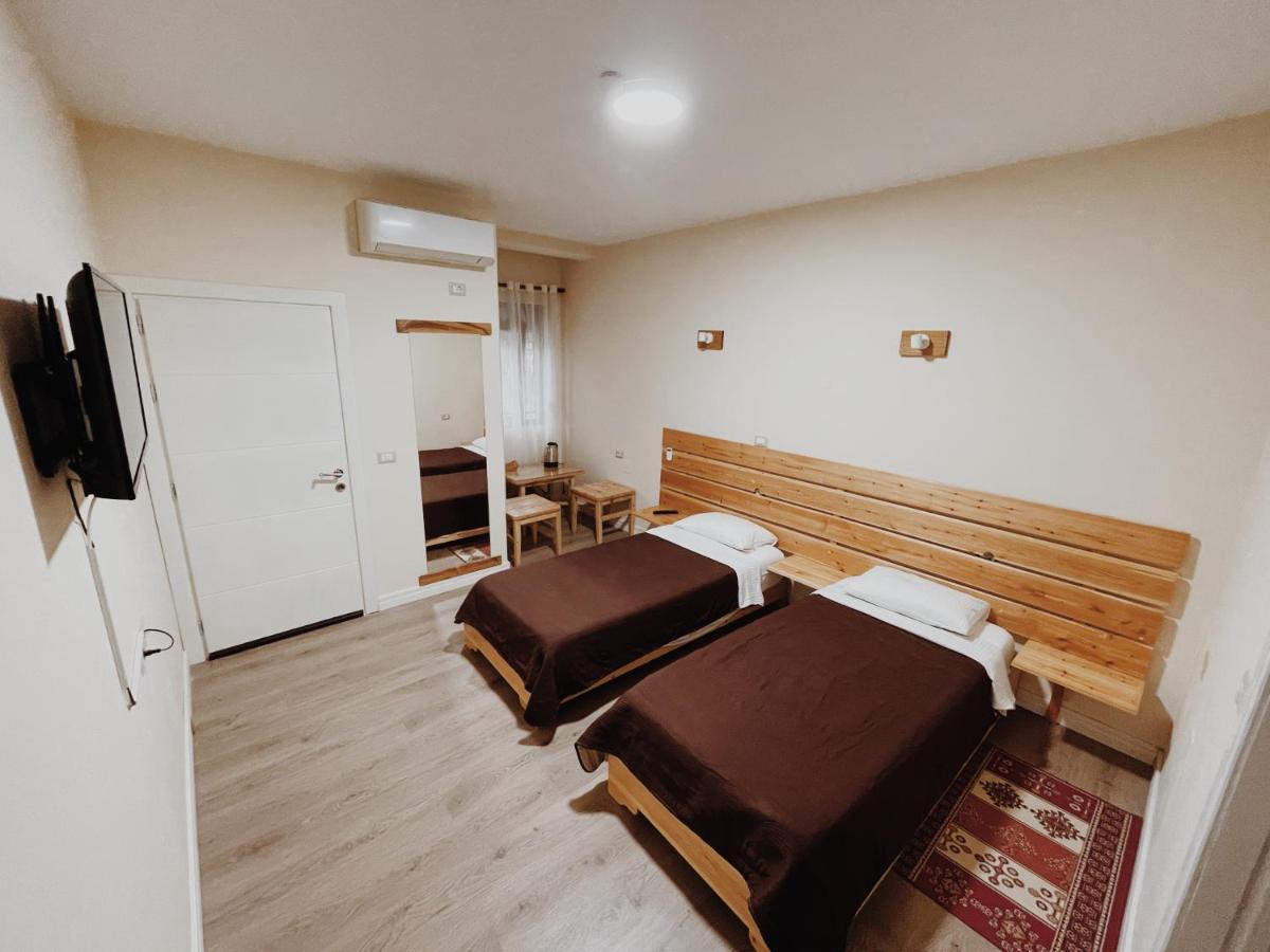 At Pikotiko'S - Korca City Rooms For Rent Ngoại thất bức ảnh