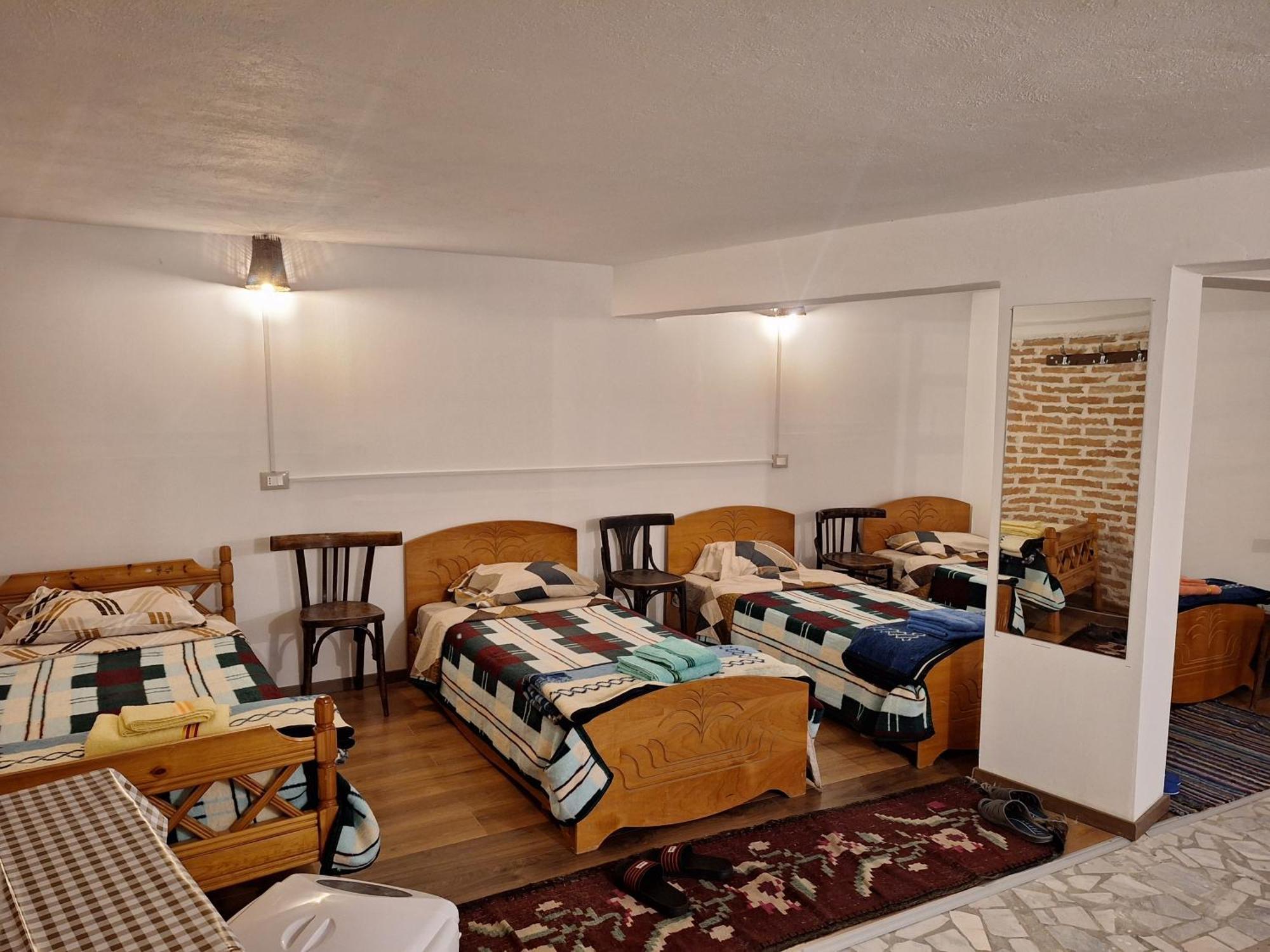 At Pikotiko'S - Korca City Rooms For Rent Ngoại thất bức ảnh